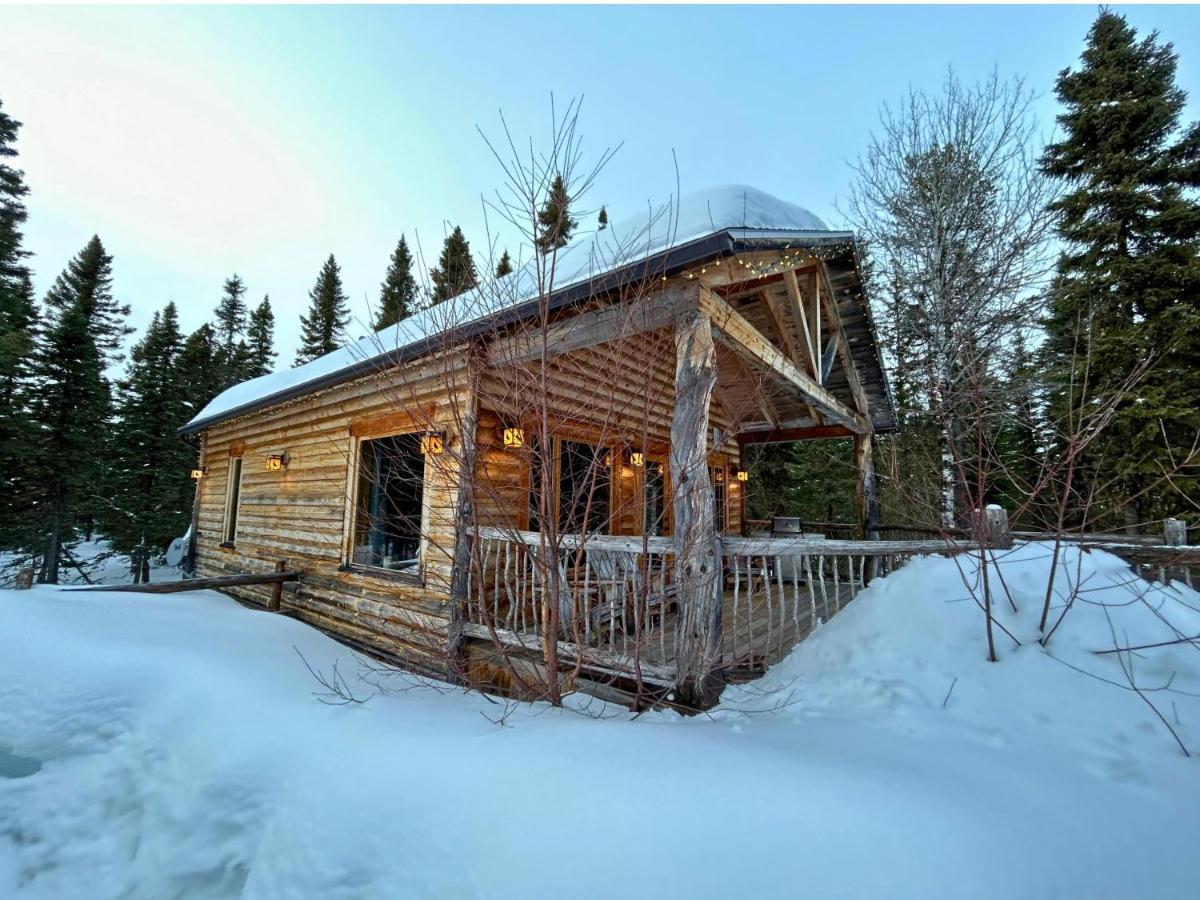 HUSKY - Chalets de Moh - Jacuzzi La Malbaie Exterior foto