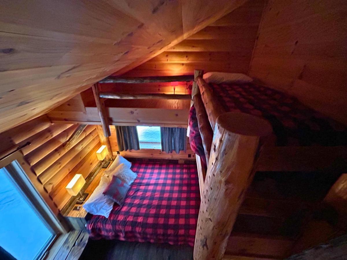 HUSKY - Chalets de Moh - Jacuzzi La Malbaie Exterior foto
